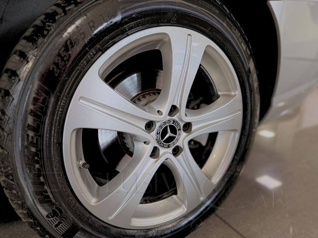 MERCEDES - Classe E - 220 CDI BlueEFFICIENCY Avantgarde