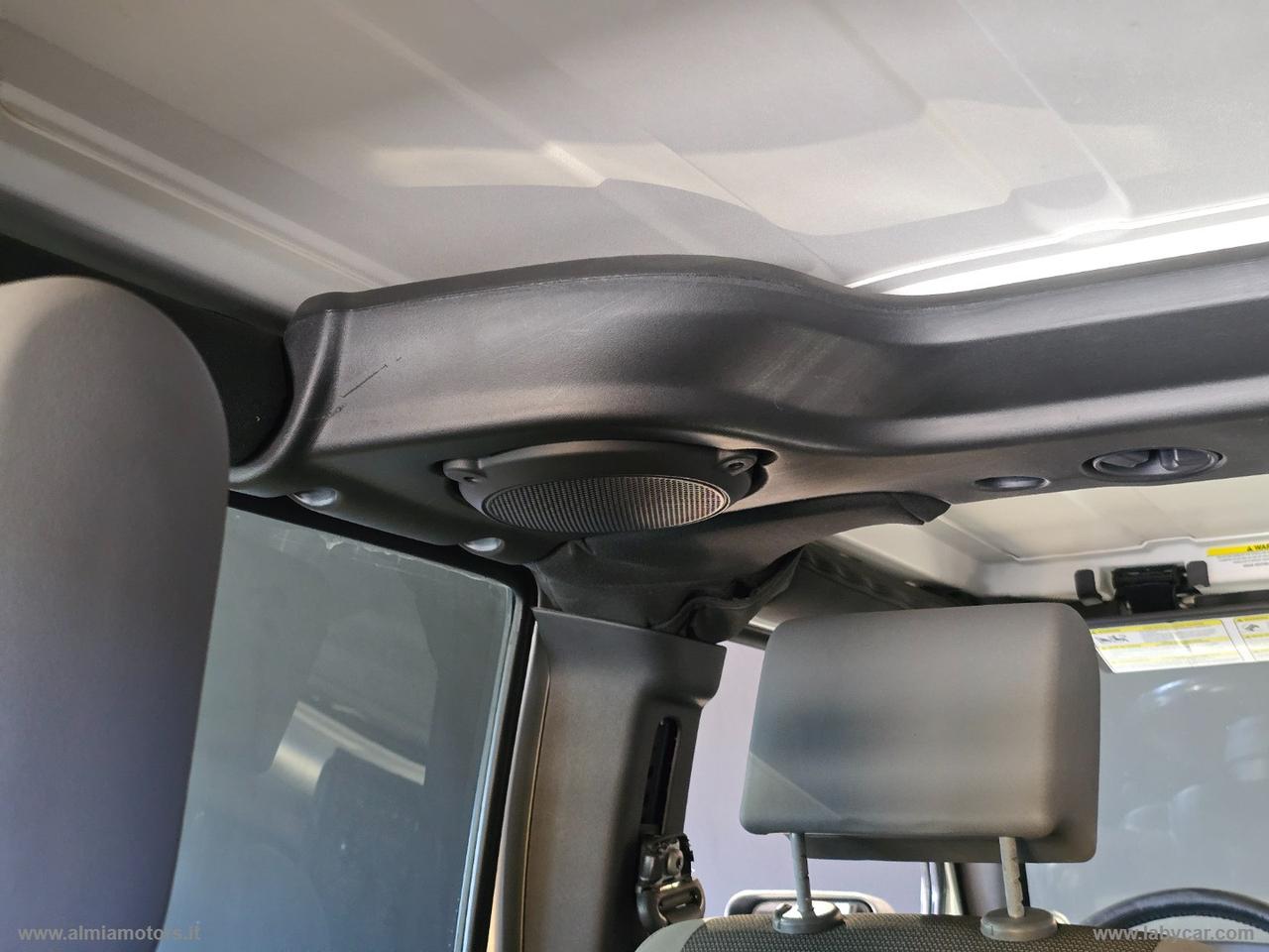 JEEP Wrangler Unlimited 2.8 CRD Sport Auto