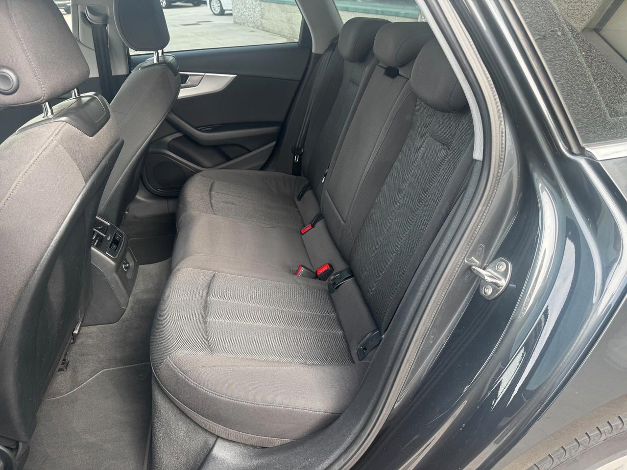 Audi A4 Avant 2.0 TDI 150 CV ultra Business