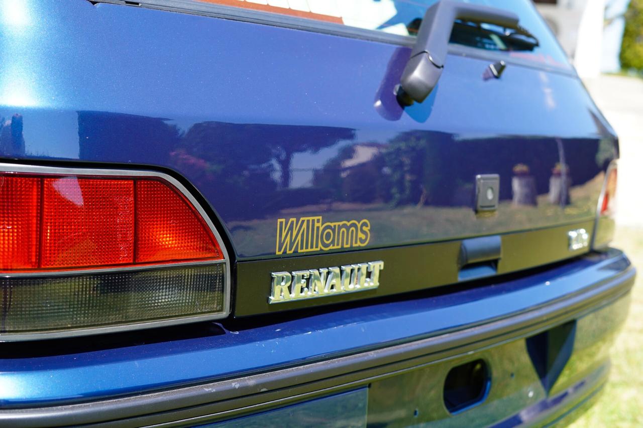 Renault Clio 2.0i 16V cat Williams 1993 1 serie 1993