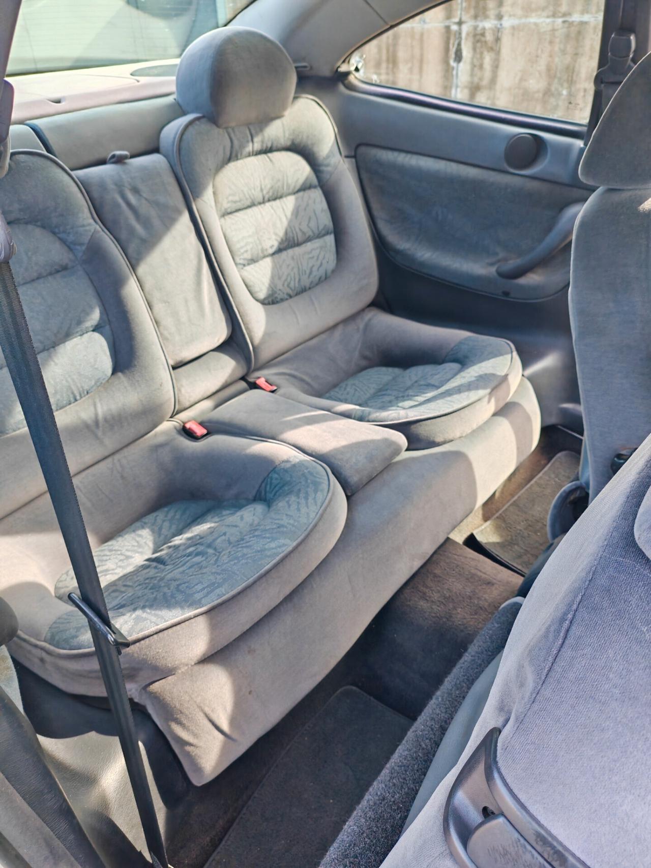 Peugeot 406 2.0i 16V cat Coupé