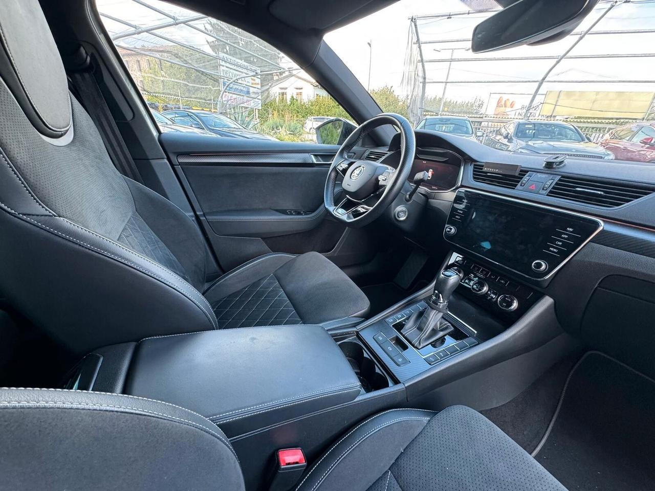 Skoda Superb 2.0 TDI EVO 200 CV SCR DSG Wagon 4x4 SportLine