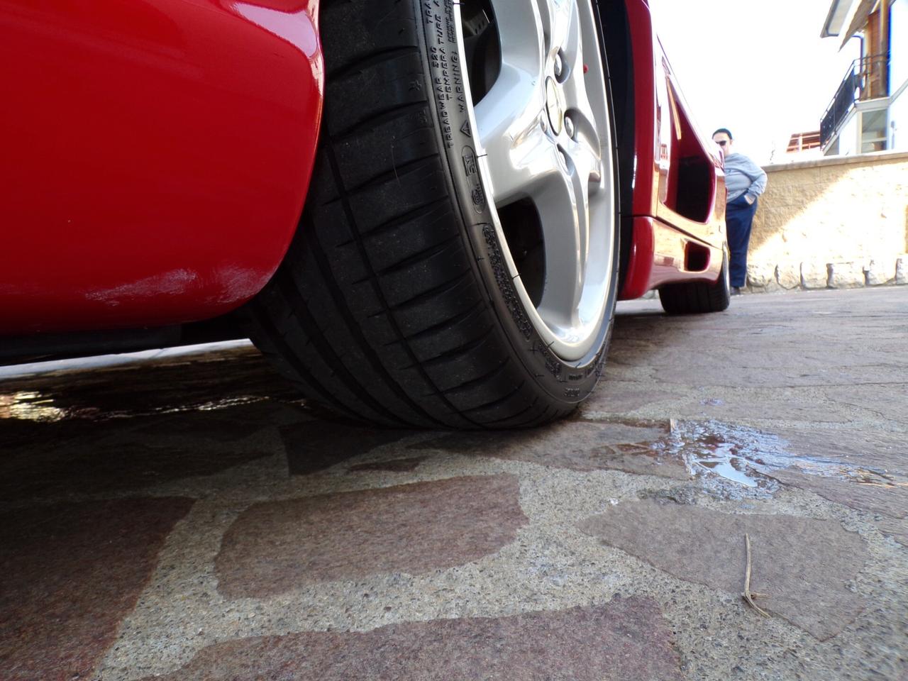 Ferrari F355 F1 GTS DEL 1998