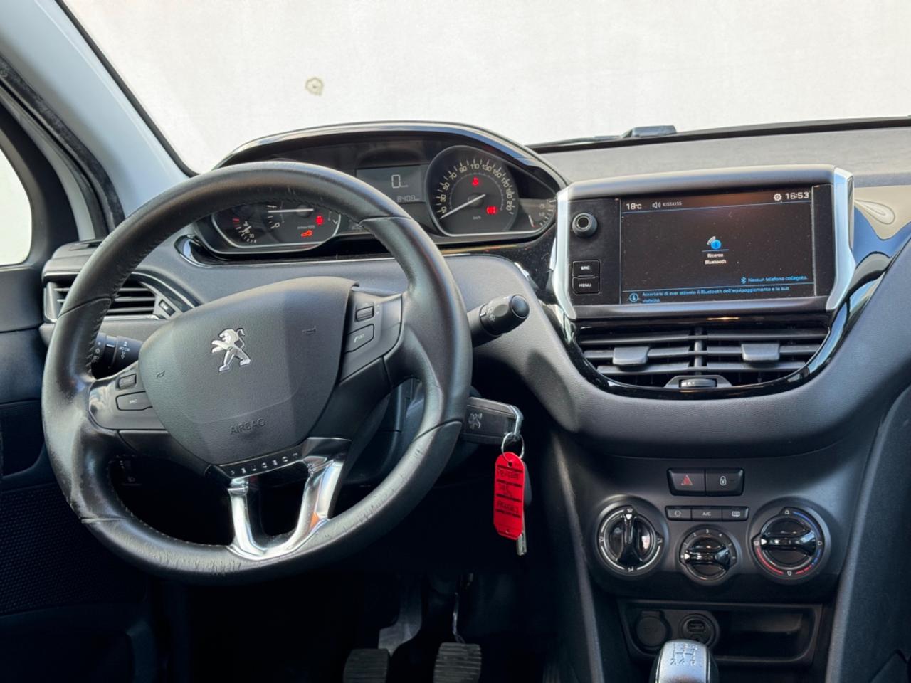 Peugeot 208 PureTech 82 5p. GPL Active