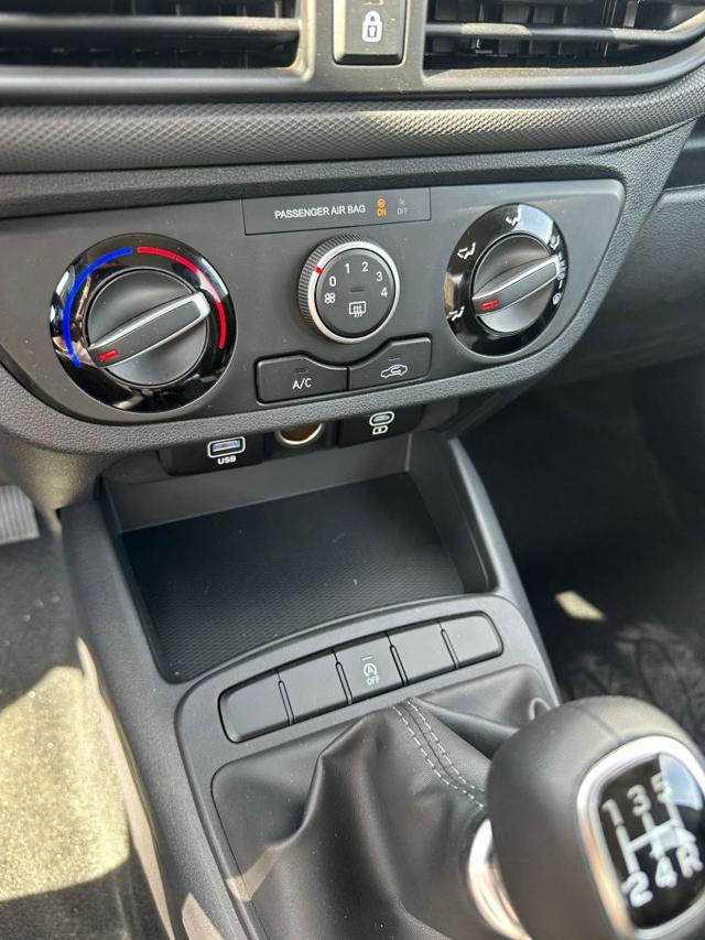 HYUNDAI i10 1.0 MPI Connectline