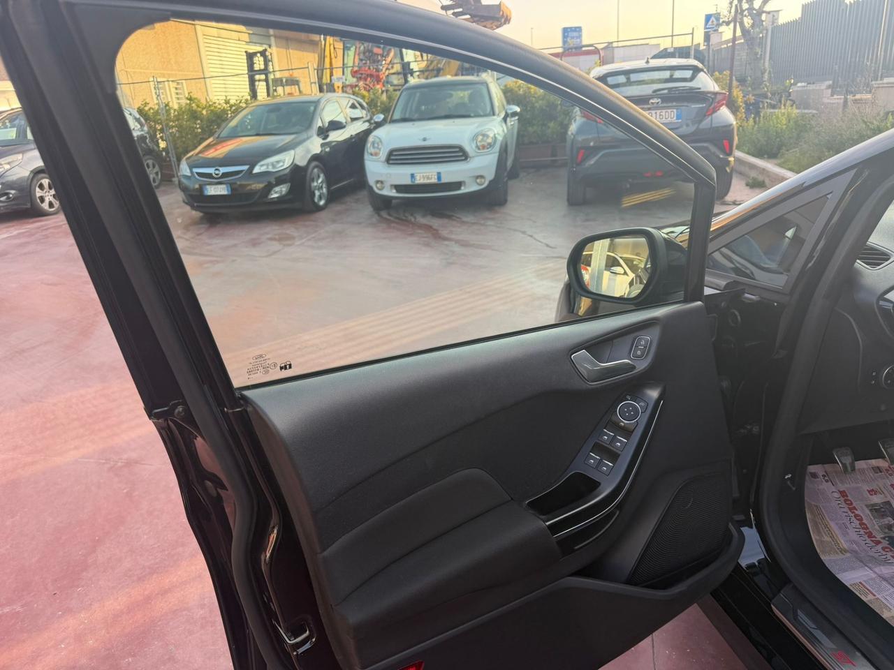 Ford Fiesta 1.5 EcoBlue 5 porte Vignale