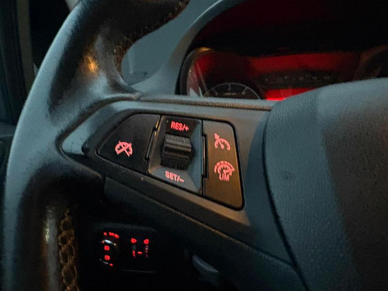 Opel Corsa 5 Porte 5p 1.2 BENZ 69 CV Black Edition OK NEOPATENTATI