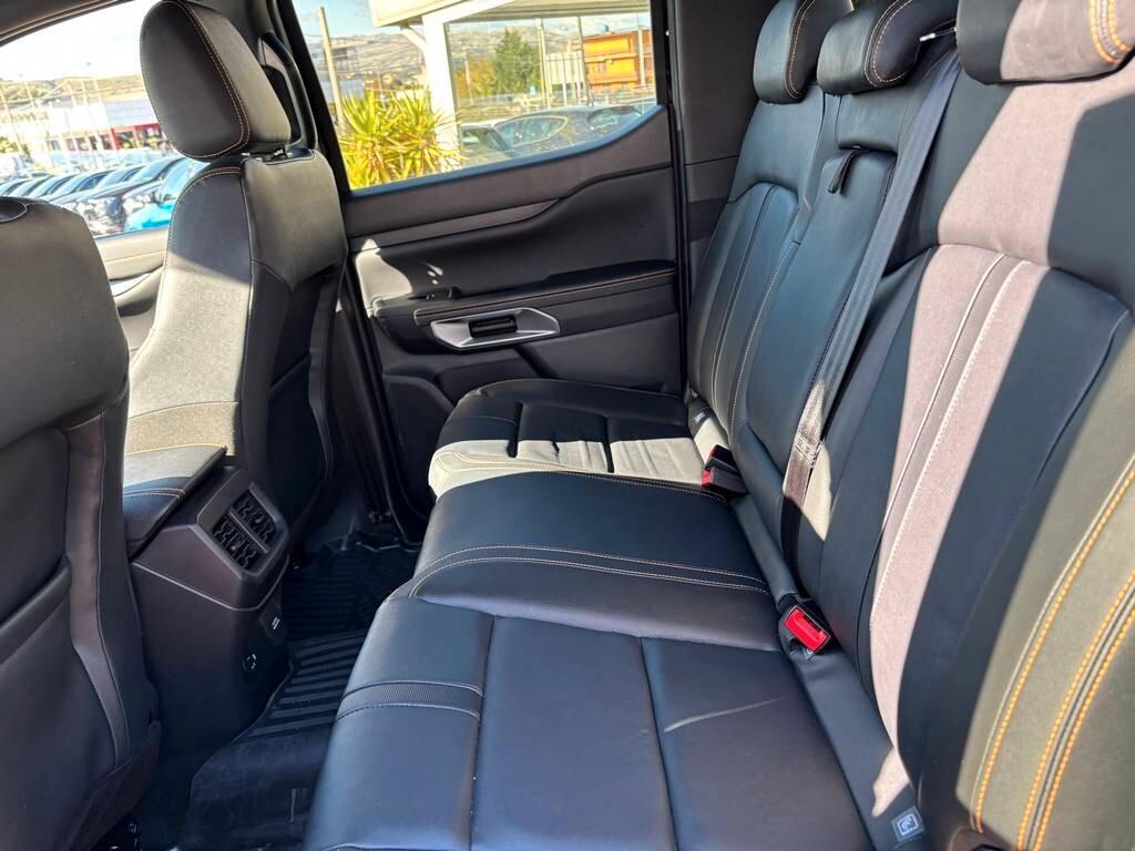 Ford Ranger 2.0 ECOBLUE aut. DC WILDTRACK 5 posti 2023/ solo 18.000 KM IVA ESPOSTA Tuo a soli 499 Euro al mese