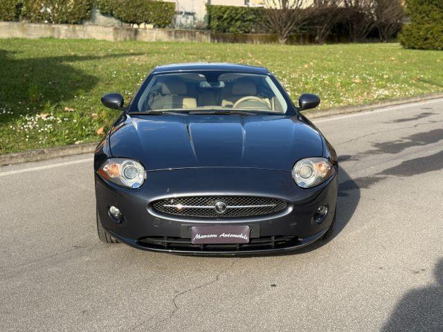 JAGUAR XK 4.2 V8 Coupé