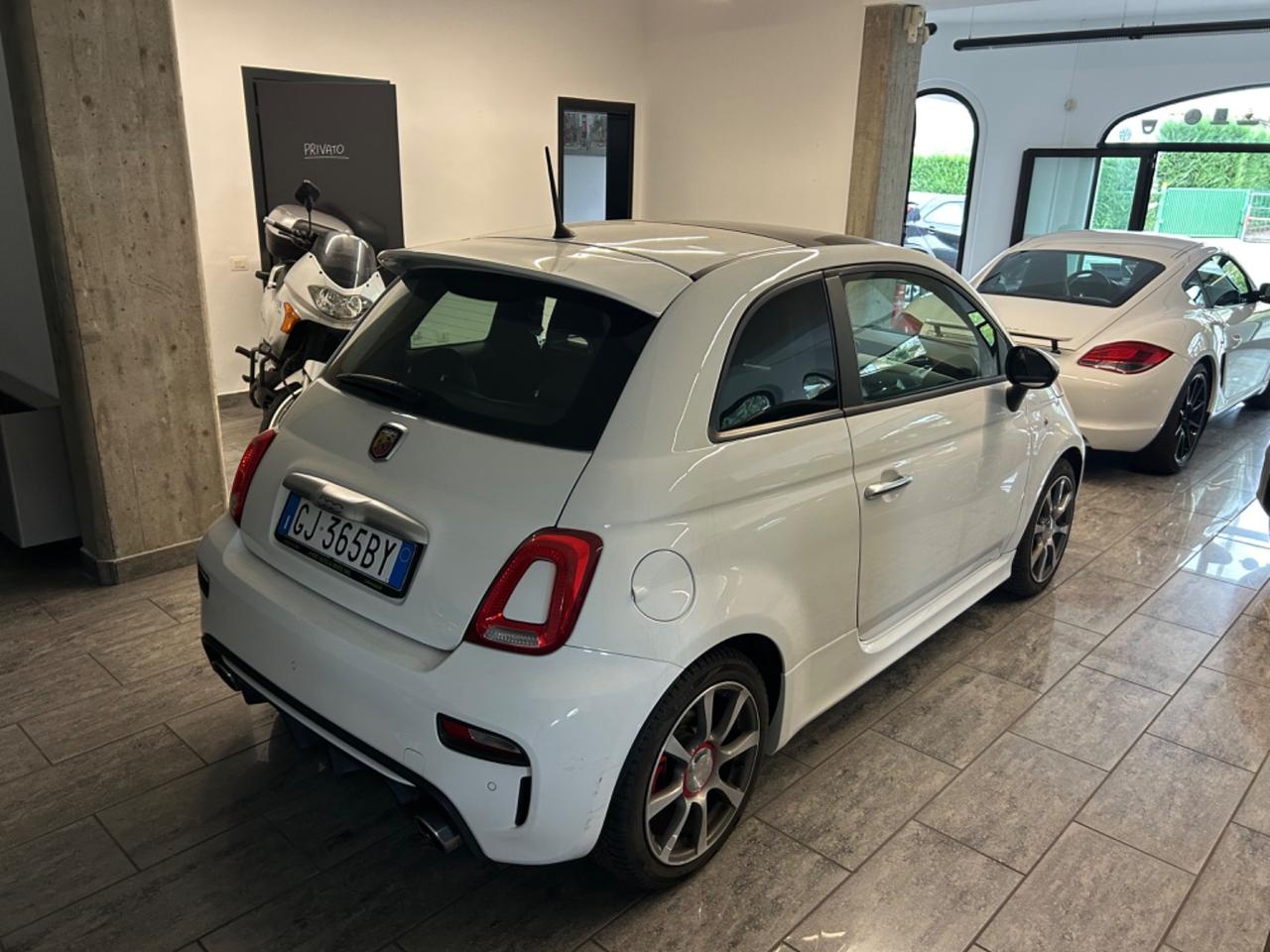 Fiat 500 1.2 by Gucci - INTERAMENTE ABARTH