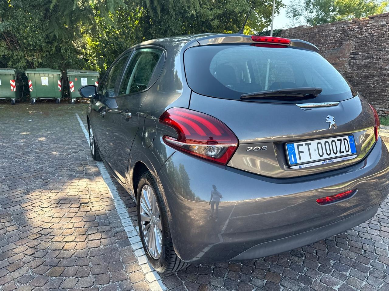Peugeot 208 BlueHDi 100 S&S 5 porte GT Line