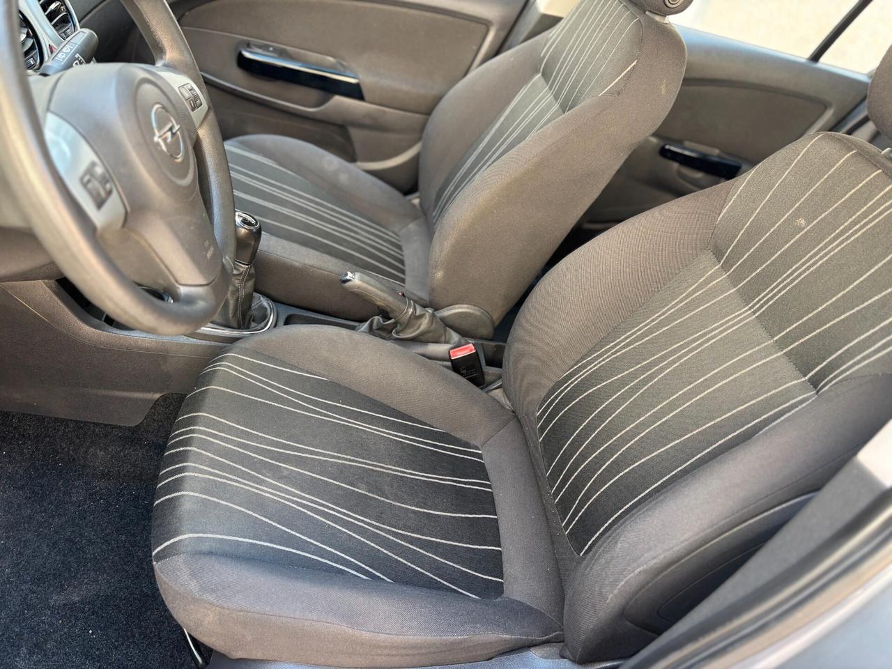 Opel Corsa 1.2 80CV 5 porte GPL OK NEOPATENTATI