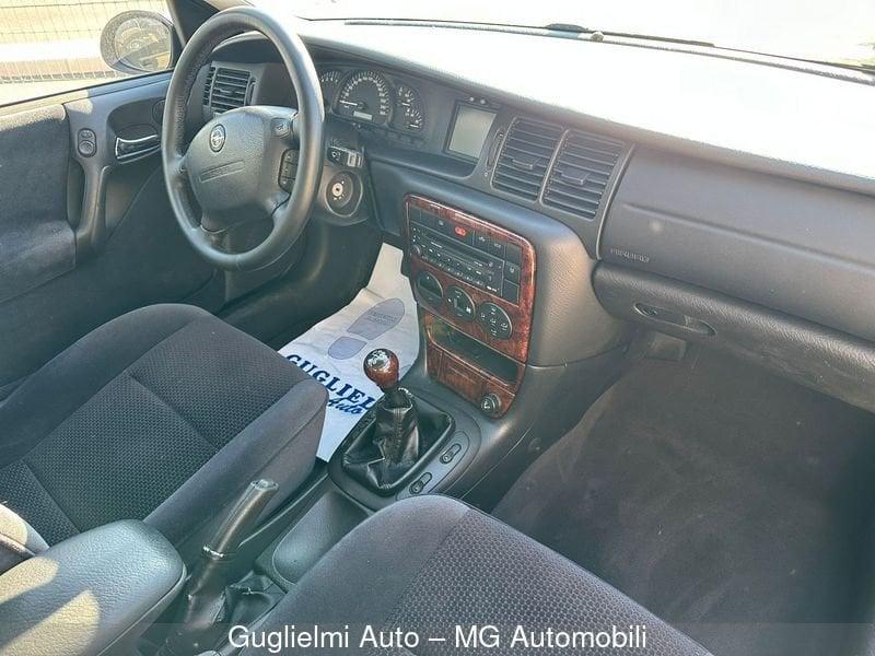 Opel Vectra Vectra 2.0i 16V cat 5 porte CD 100