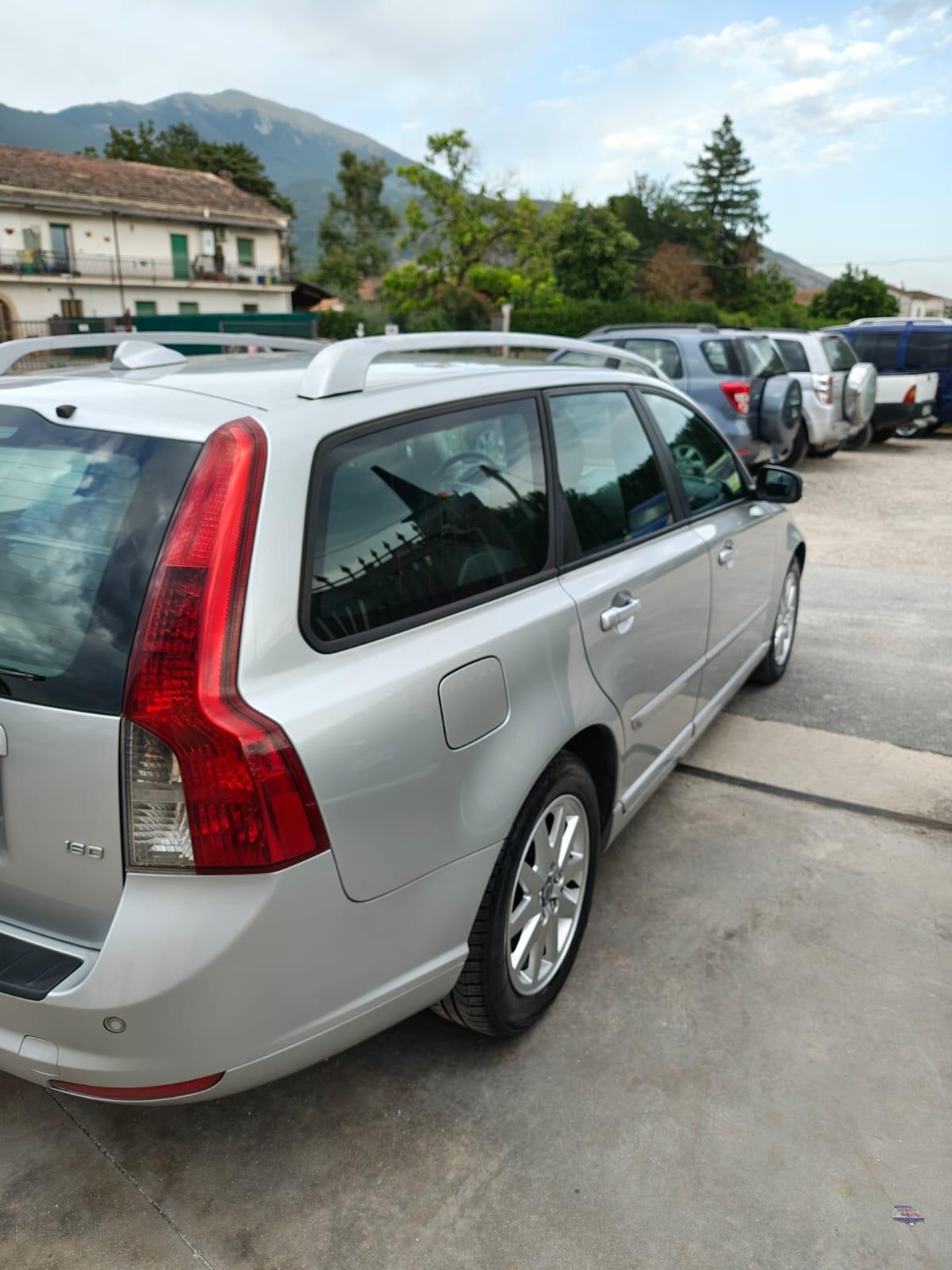 Volvo V50 1.6 D 110 cv garantita 12 mesi perfetta