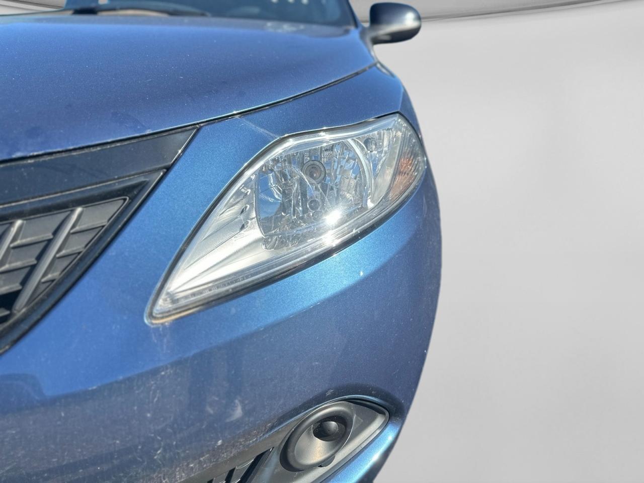 LANCIA Ypsilon III 2021 - Ypsilon 1.0 firefly hybrid Silver s&s 70cv 5p.ti