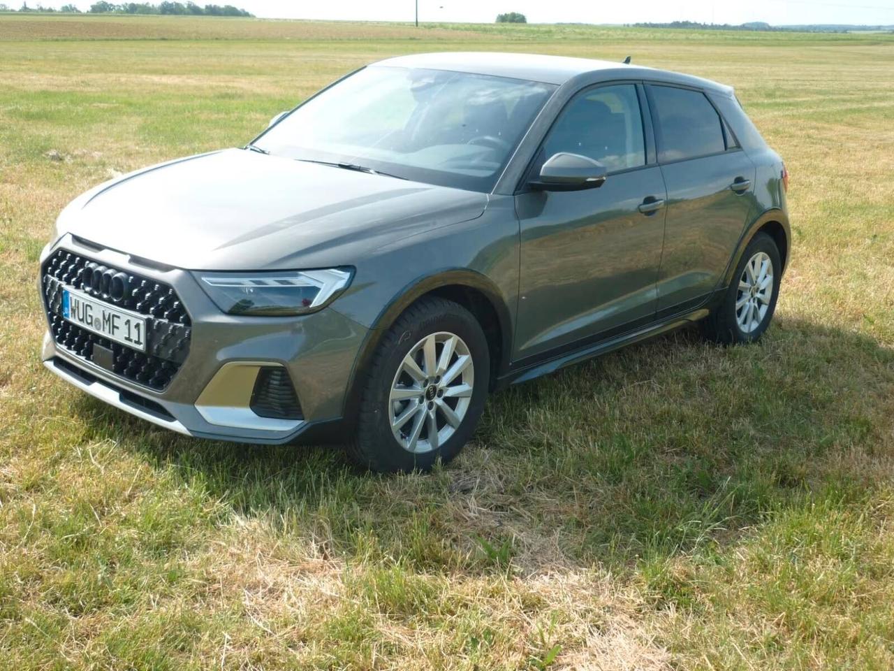 Audi A1 allstreet 25 TFSI Business