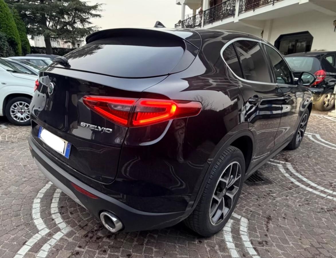 ALFA ROMEO Stelvio 2.2 T.diesel 210CV AT8 Q4 B-Tech