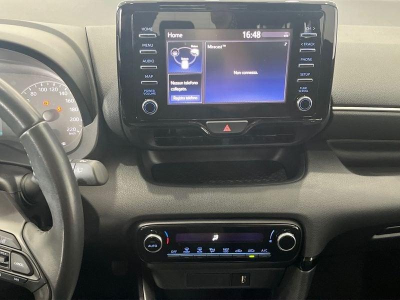 Toyota Yaris Yaris 1.5h Trend