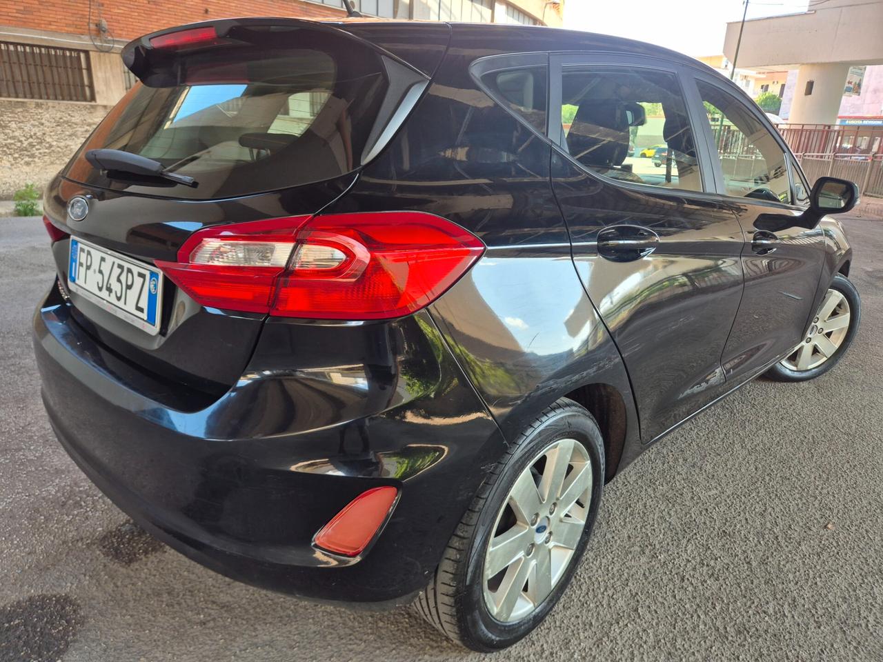 Ford Fiesta 1.5 TDCi ACCESSORIATA E FULL 2019
