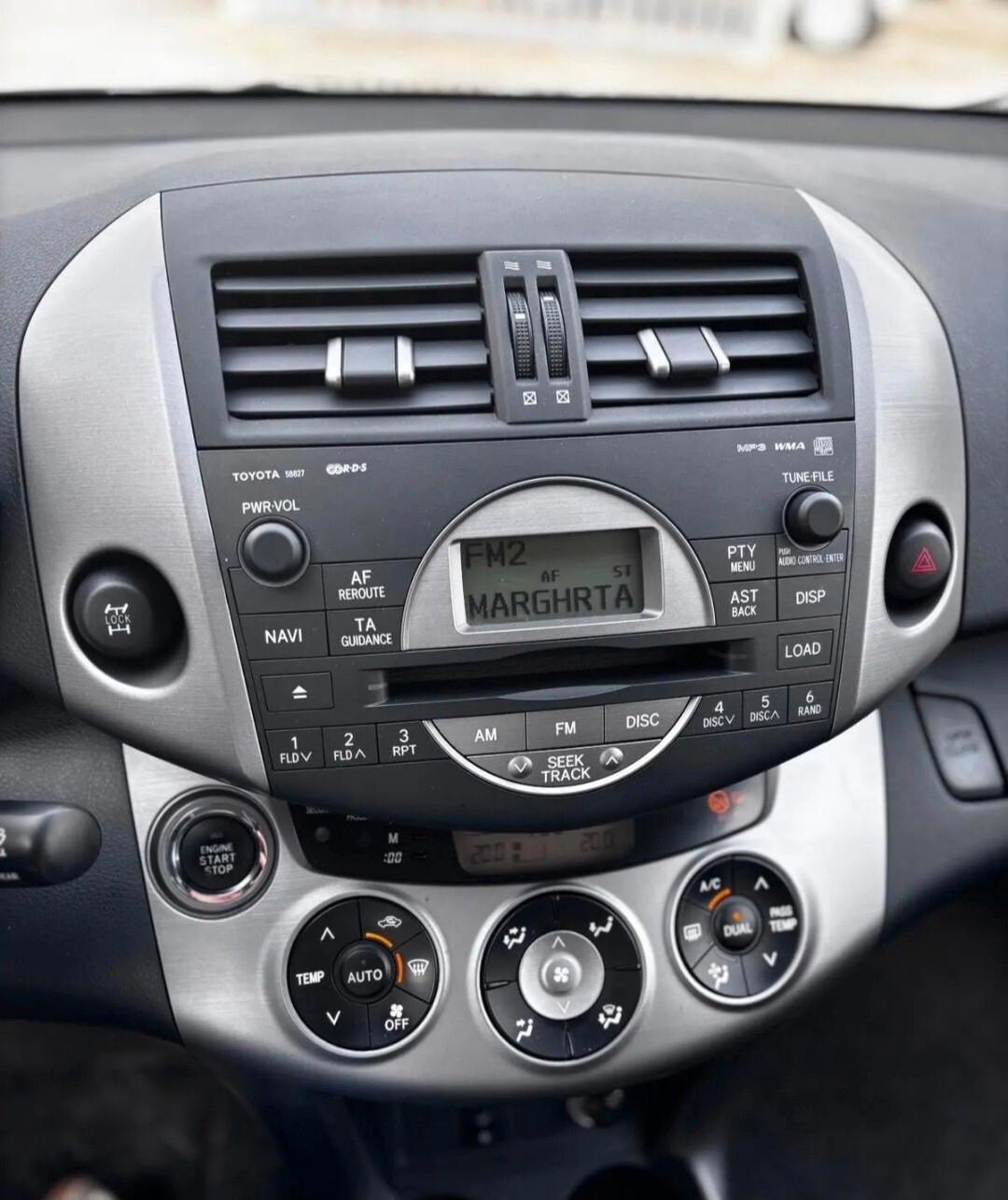 Toyota RAV 4 2.2 D-4D 177 CV 4x4 Luxury MOTORE RIFATTO