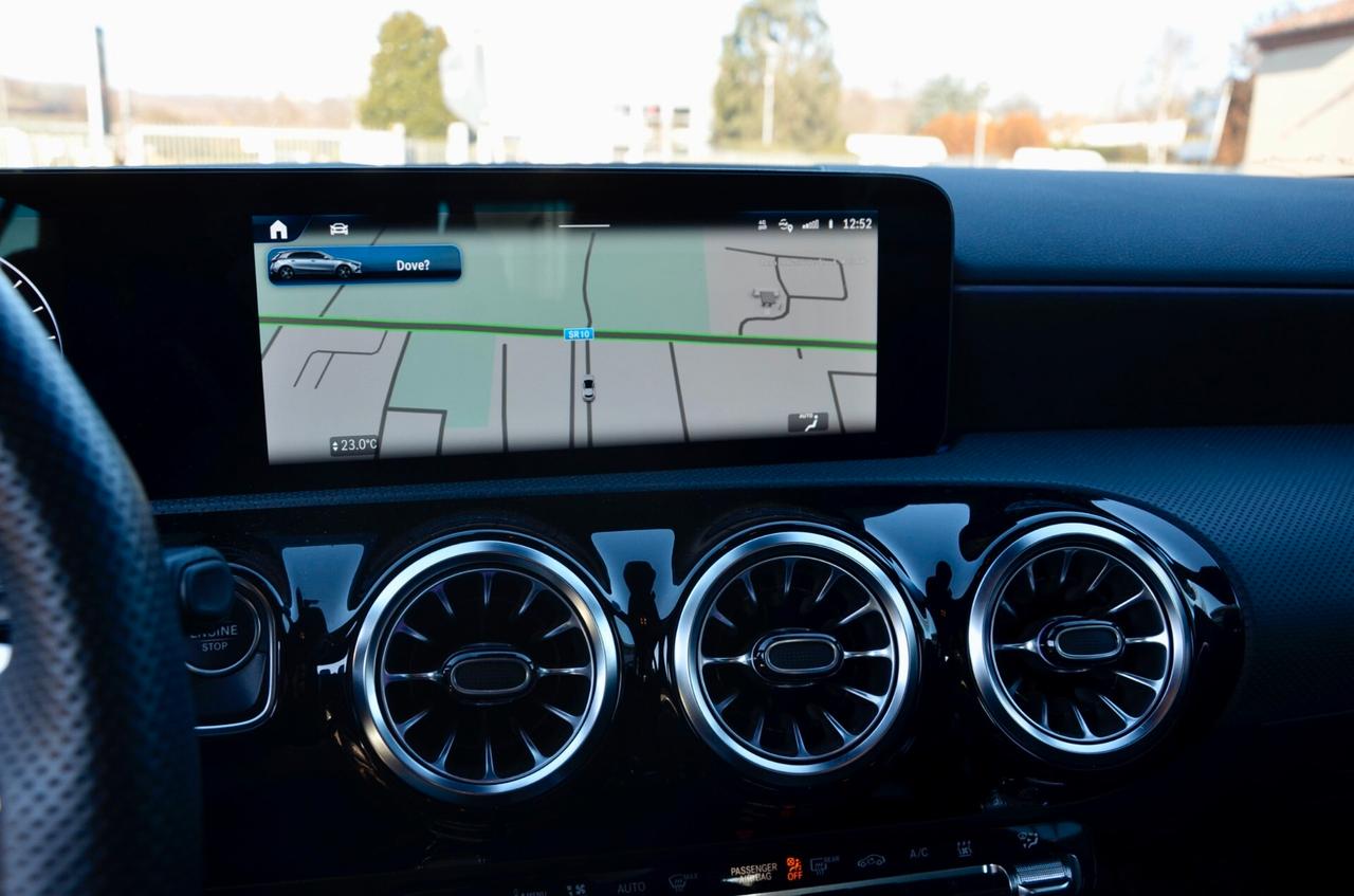 MERCEDES-BENZ A 250e PHEV PLUG IN PREMIUM AMG LINE 218cv AUTO, UNICOPROPRIETARIO, UFF ITALIANA, SERVICE MERCEDES, EURO 6D, RETROCAMERA, LUCI AMBIENTE A 64 COLORI, PERMUTE