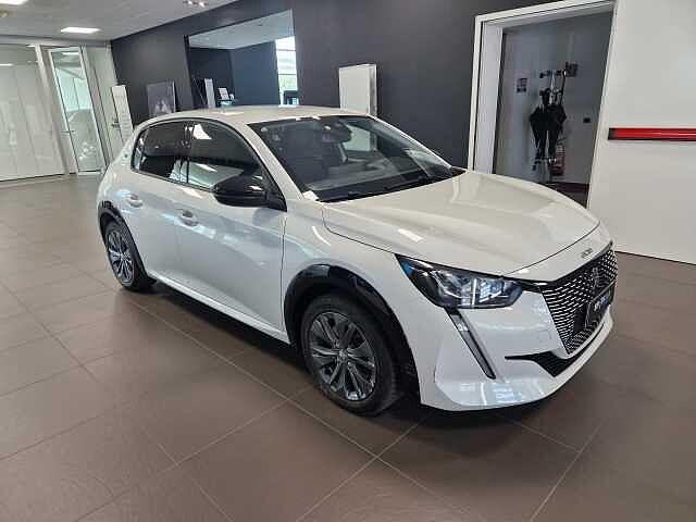 Peugeot 208 motore elettrico 136 CV 5 porte Allure Pack