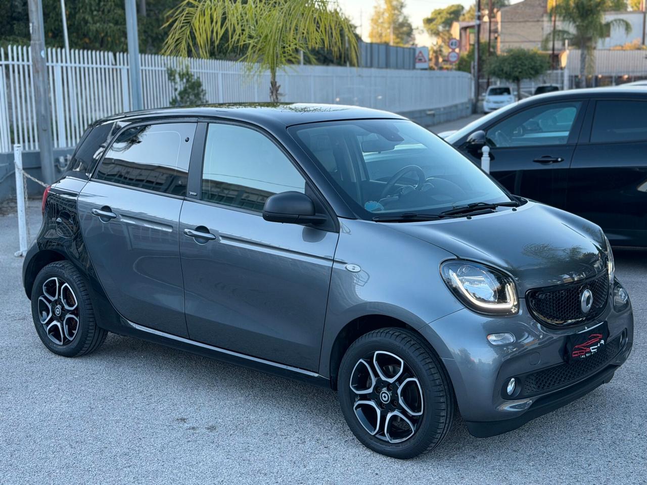 Smart ForFour 90 0.9 Turbo twinamic Passion LED