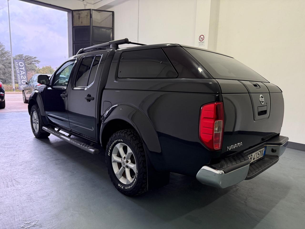 Nissan Navara 2.5 dCi 171CV 4 porte Double Cab LE