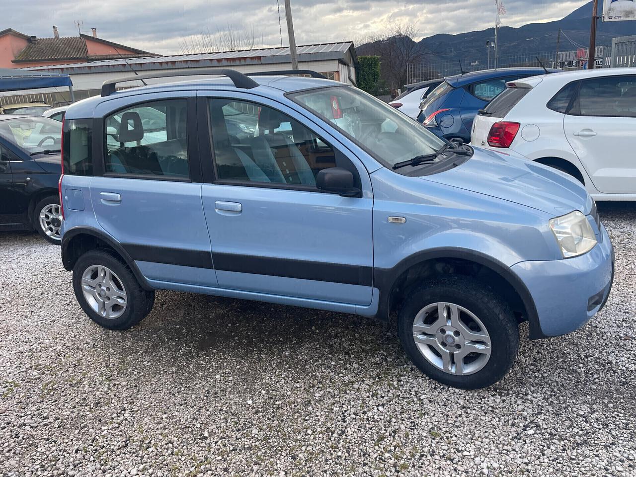 Fiat Panda 4x4 1.3 mjt DIESEL --75 cv unico prop-