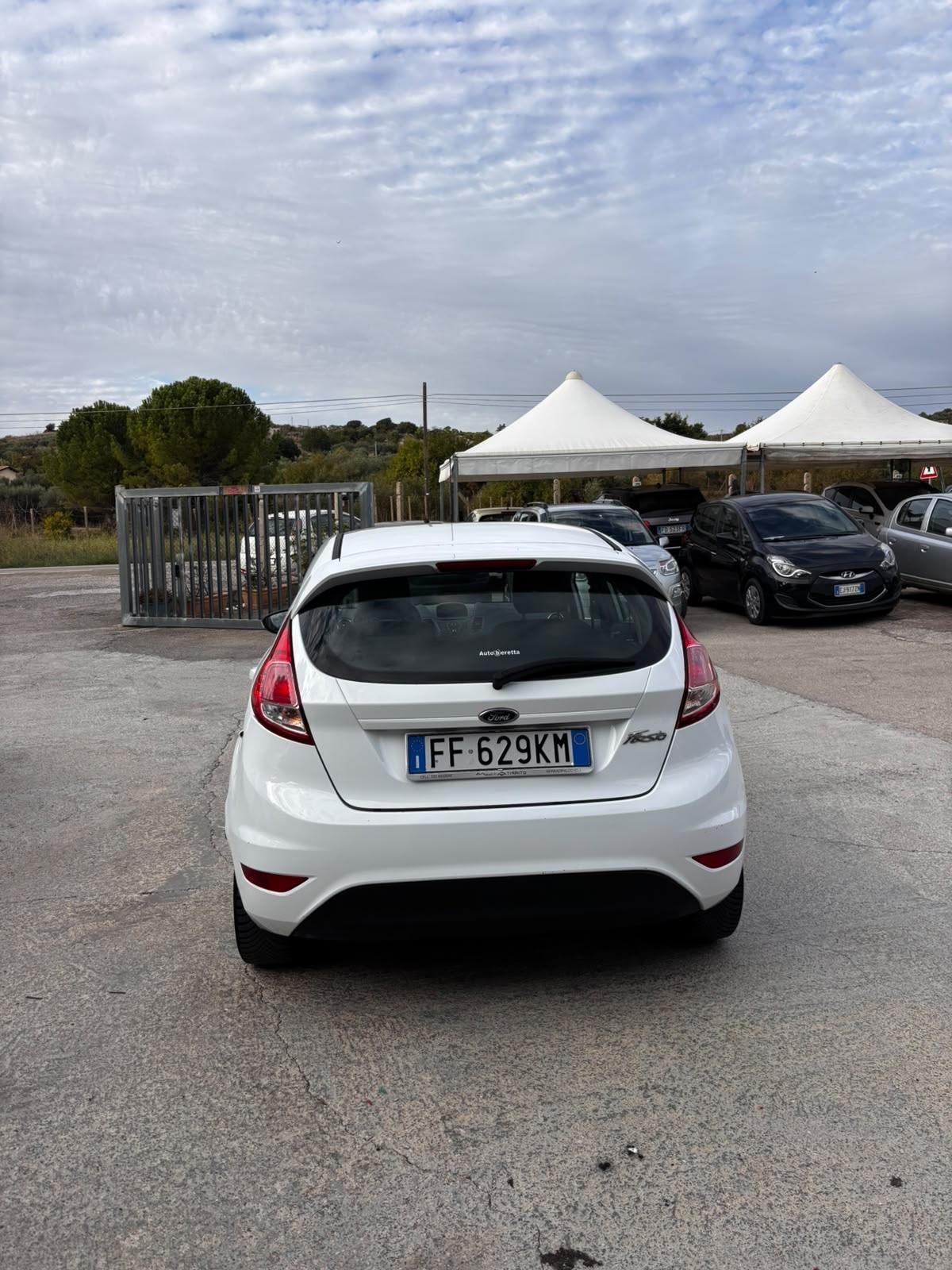 Ford Fiesta 1.5 TDCi 75CV 5 porte Titanium