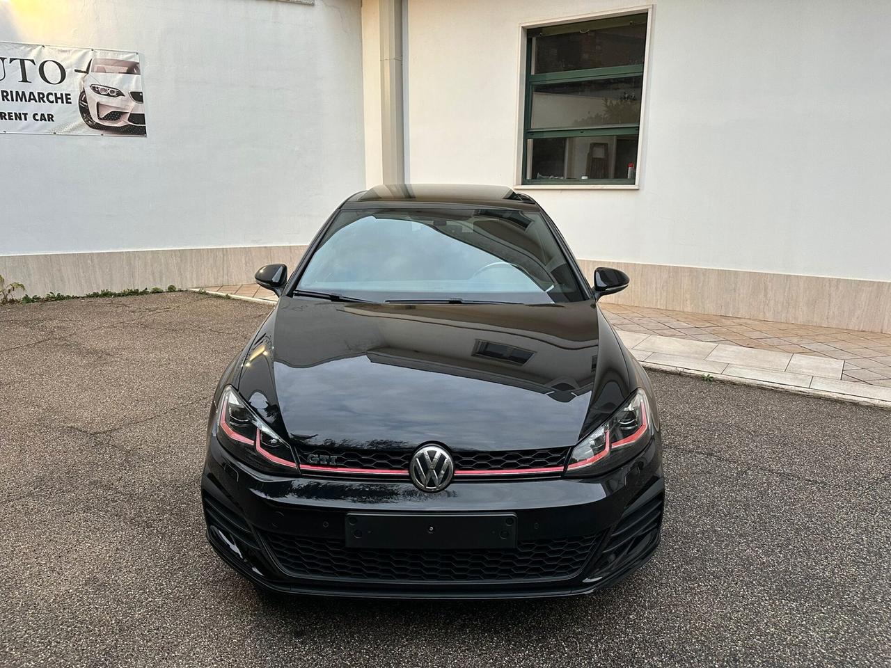 Volkswagen Golf GTI 2.0 230 CV TSI DSG 5p.