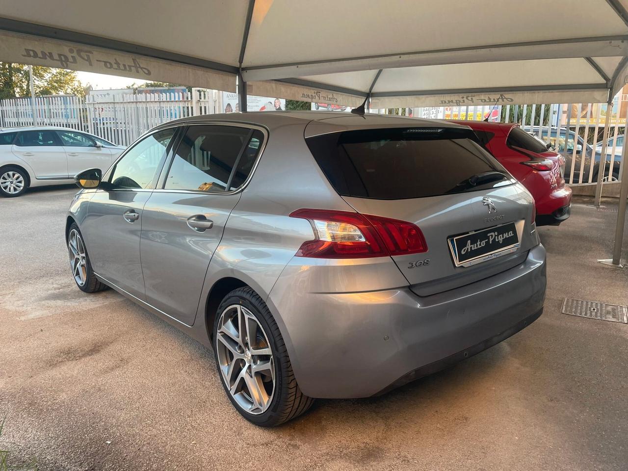 Peugeot 308 BlueHDi 120 S&S Allure