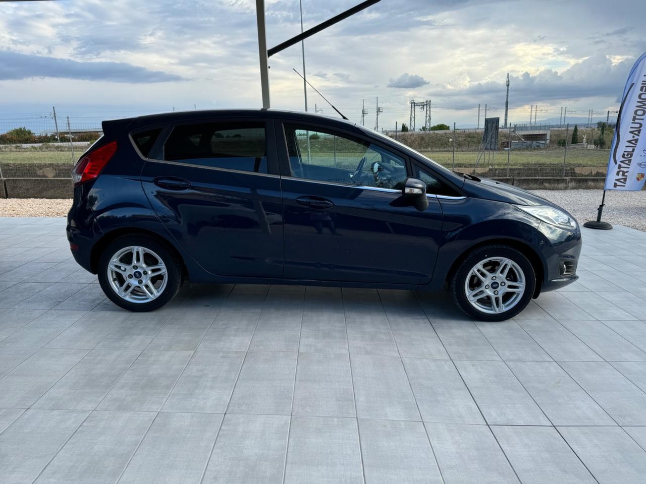 Ford Fiesta 1.5 TDCi 75CV 5 porte Titanium