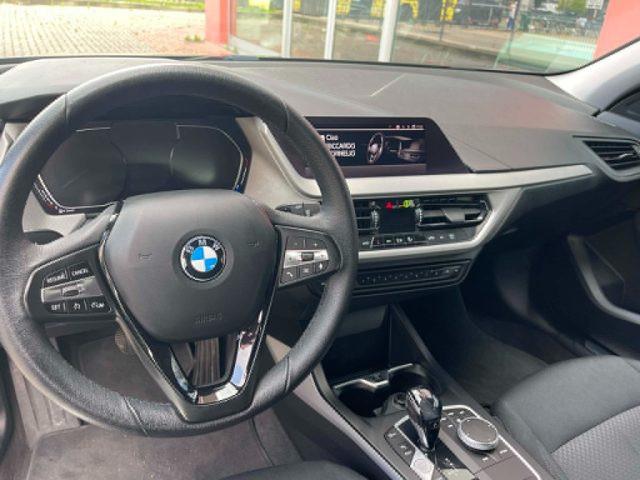BMW 118 d 5p. Business Advantage