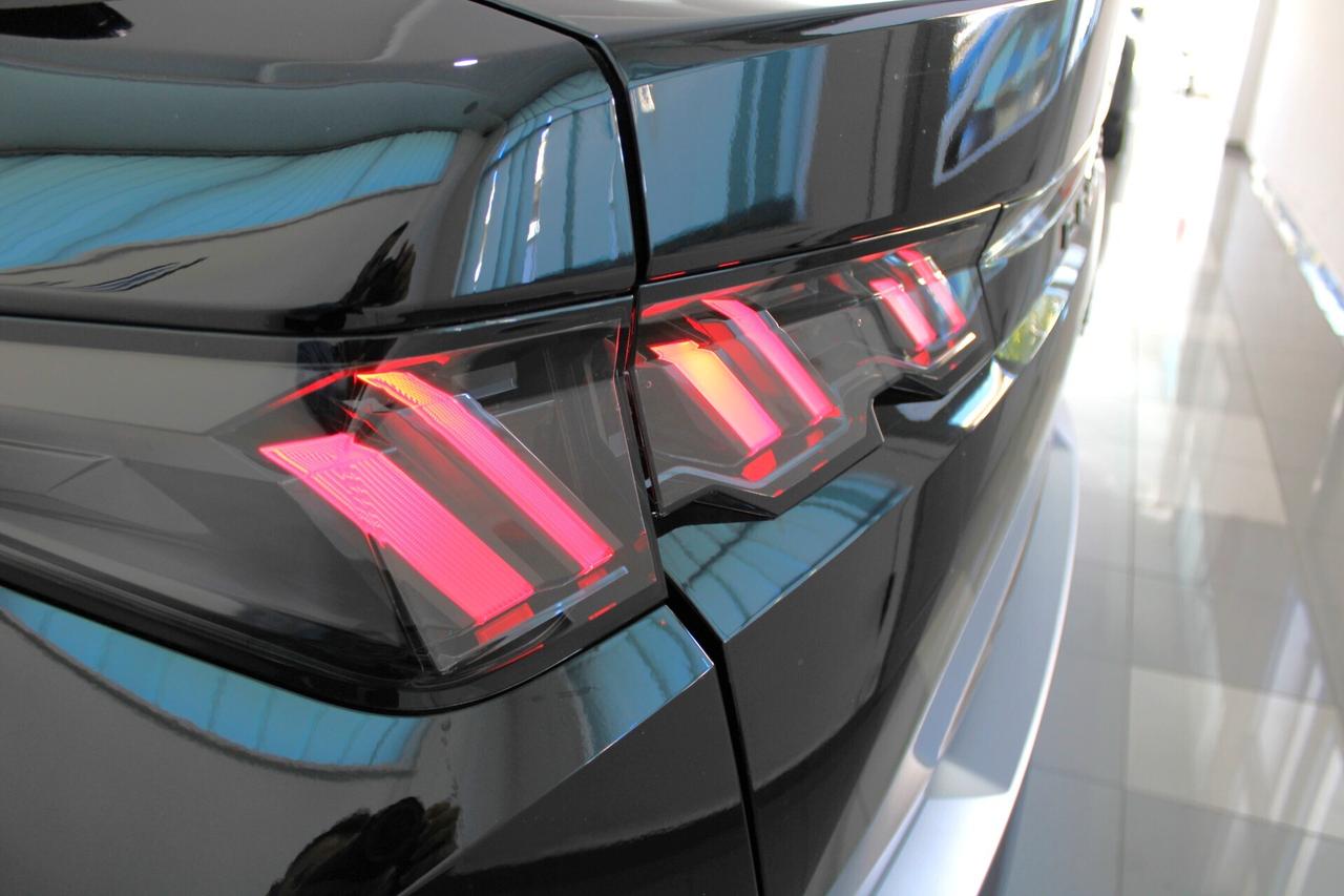 Peugeot 3008 Hybrid 145 e-DCS6 Allure - 2026