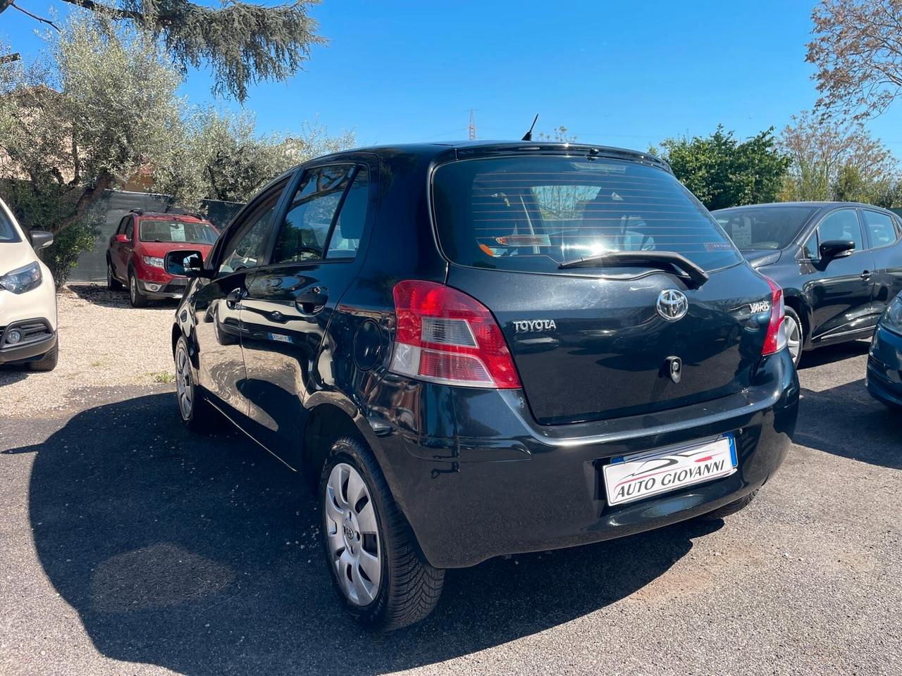 Toyota Yaris 1.0 5 porte Sol