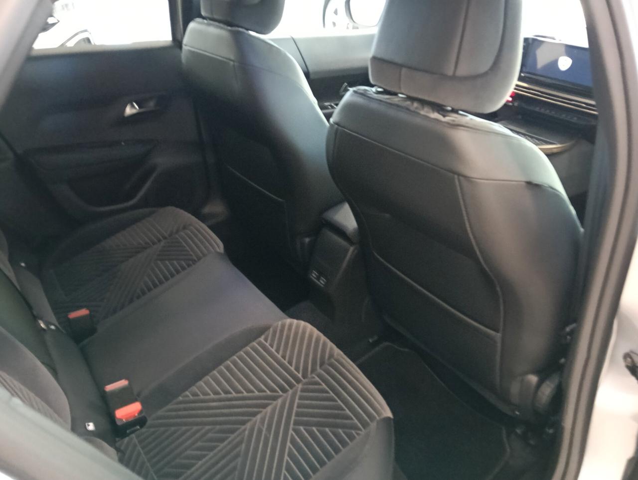 Lancia Ypsilon Hybrid e-DCT LX