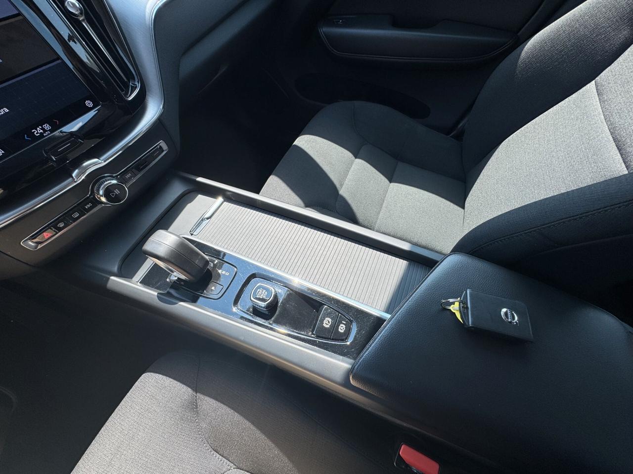 Volvo XC60 B4 AWD (Diesel/Hybrid) Business