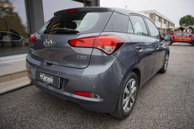 HYUNDAI i20 1.2 84 CV 5 porte Comfort NEOPATENTATI