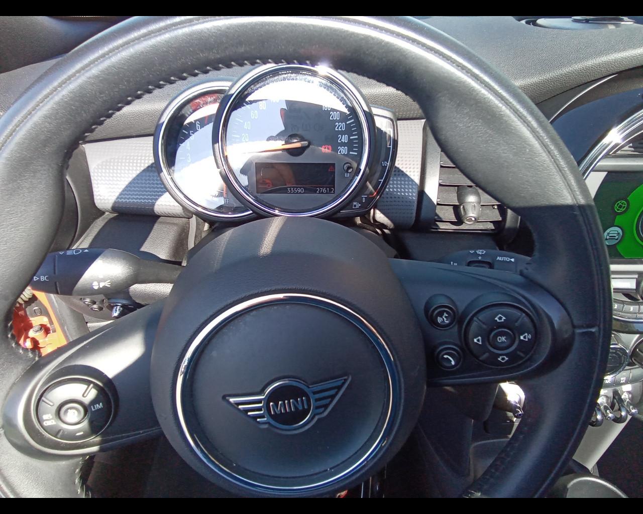 MINI Mini Cbr. (F57) - Mini 1.5 Cooper Hype Cabrio