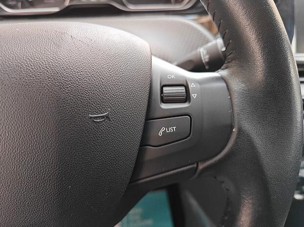 PEUGEOT 2008 1.6 HDi 100 cv - 2016