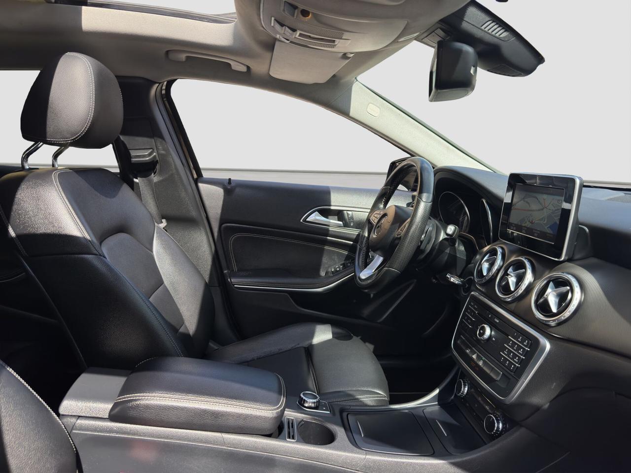 Mercedes-benz GLA 200 d 136cv Sport automatica Tetto 2016