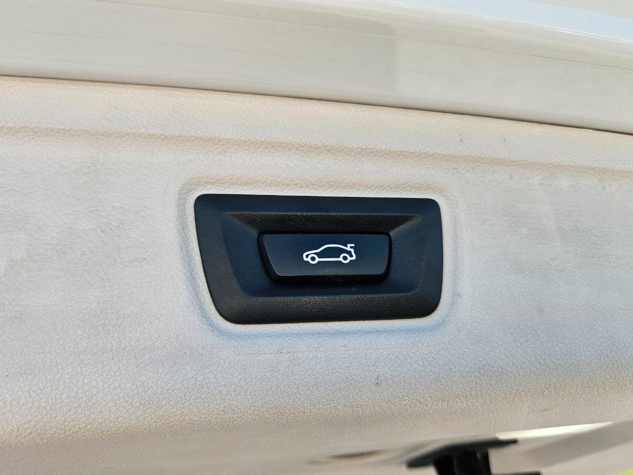 BMW 320 d Touring Business Advantage auto