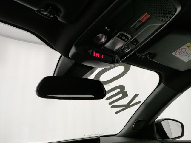 PEUGEOT 2008 PureTech 100 S&S Allure