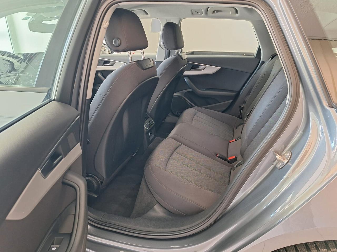 Audi A4 Avant 2.0 TDI 150CV Ultra S-tronic Sport