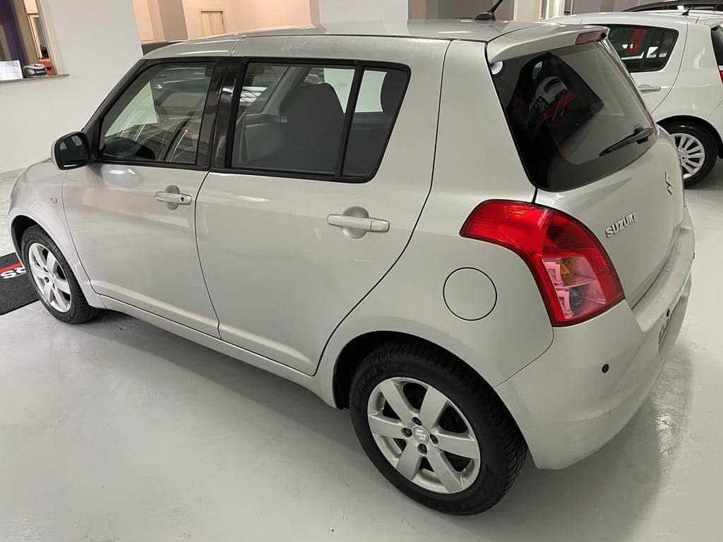 Suzuki Swift 1.3 5p. GL Safety Pack