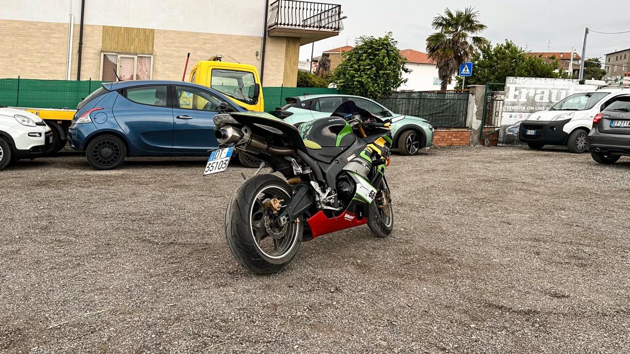 Kawasaki Ninja 636 ZX-6R rr