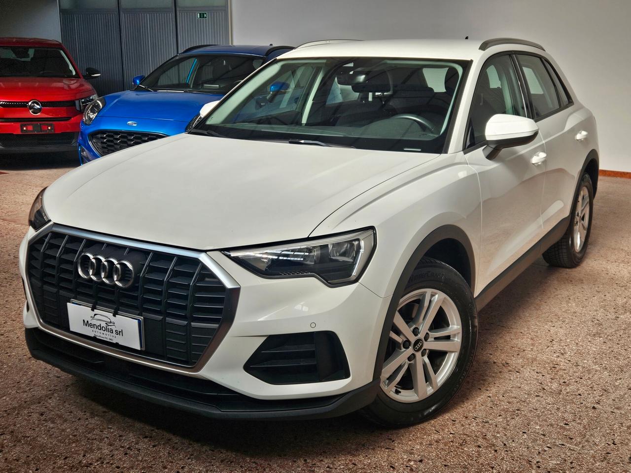 Audi Q3 35 TDI S tronic Business