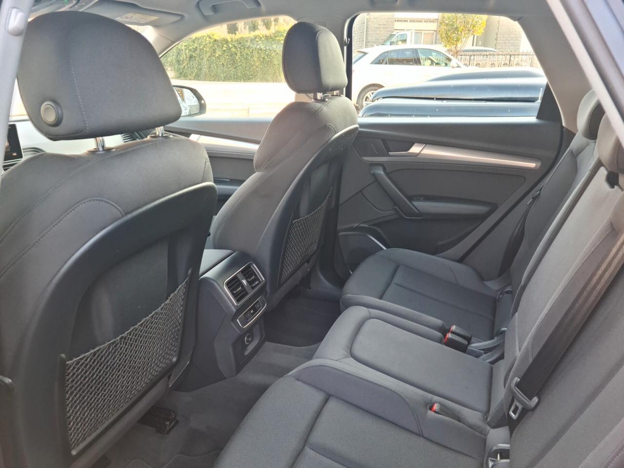 Audi Q5 2.0 TDI quattro S tronic Business