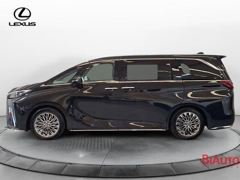 Lexus LM LM 2.5 hybrid Luxury 206cv 7p.ti auto 4WD
